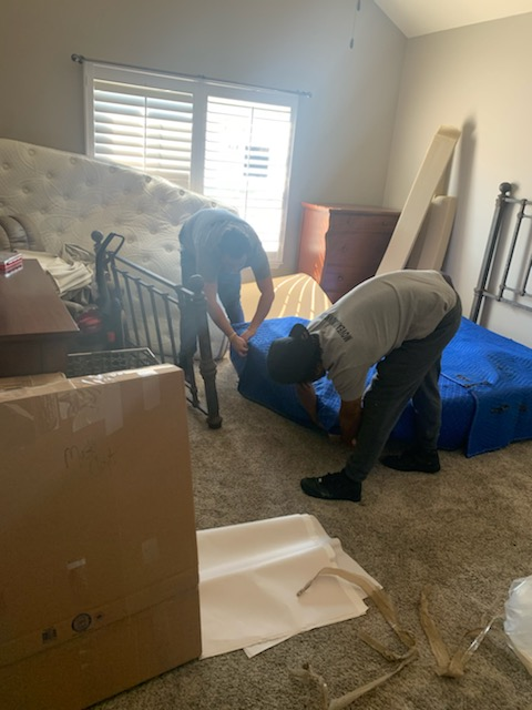 Furniture Movers mecklenburg county 4 Furniture Movers mecklenburg county 4